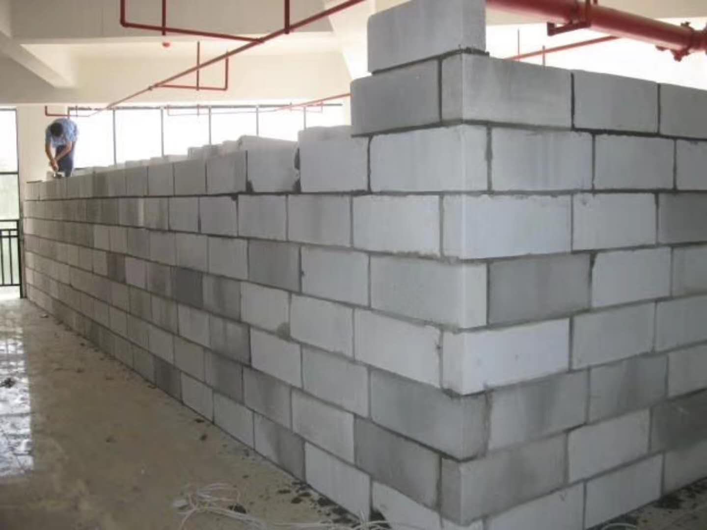 永年蒸压加气混凝土砌块承重墙静力和抗震性能的研究
